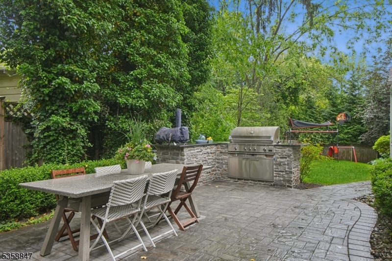 Old Short Hills - Residential