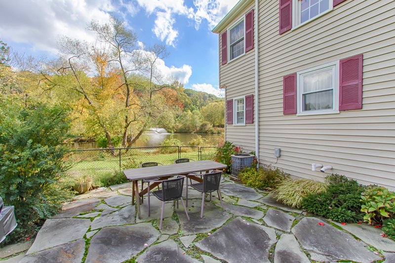 Burnham Park - Residential Lease