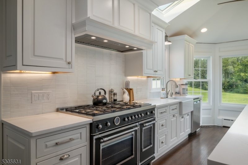 New Vernon - Residential