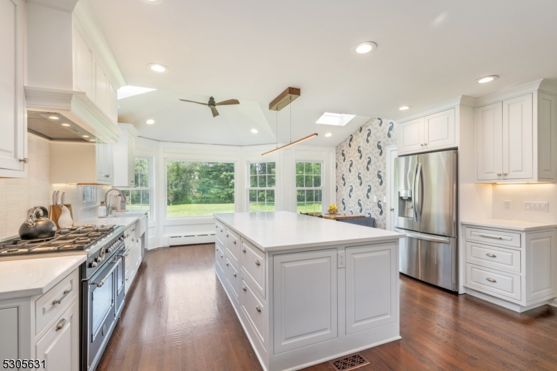 New Vernon - Residential