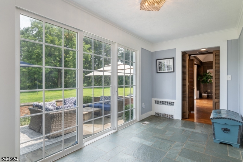 New Vernon - Residential