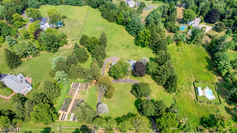 New Vernon - Residential