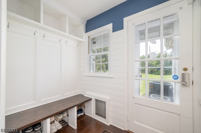 New Vernon - Residential