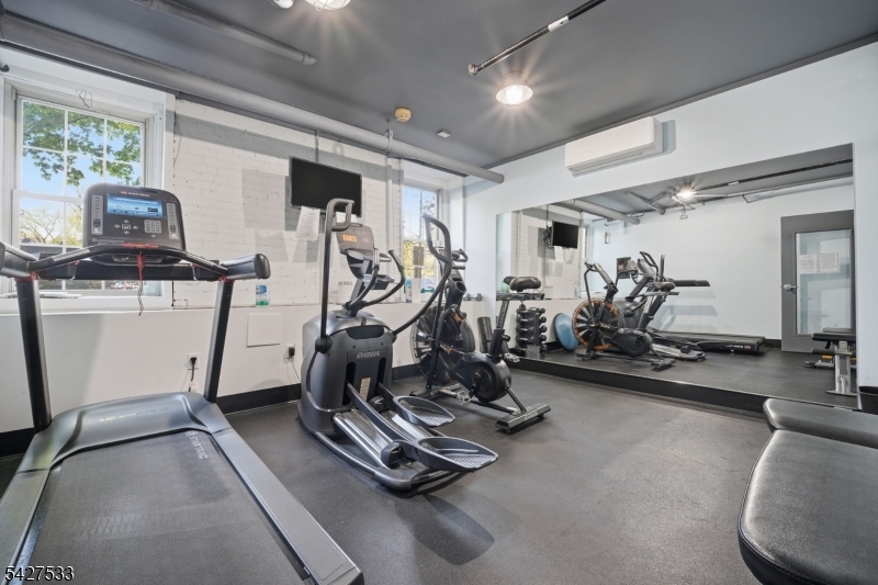 Summit Parmley - Residential