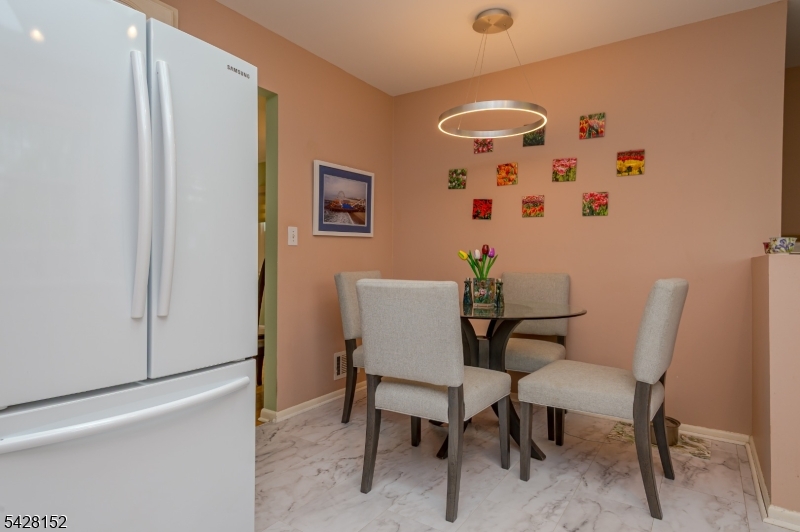 Pike Brook - Residential