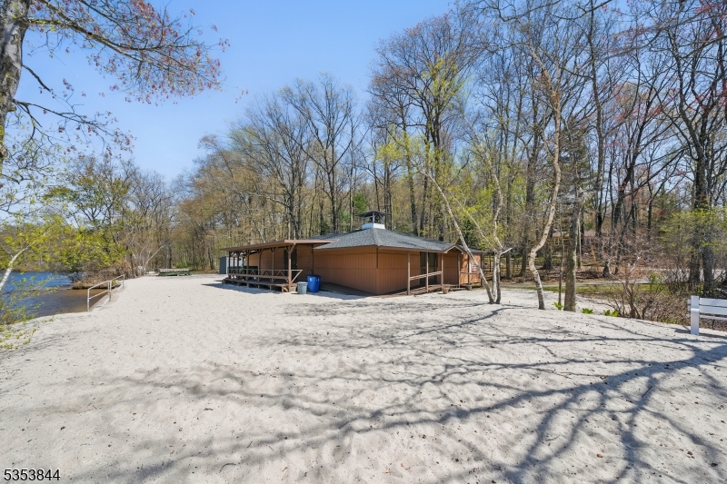 Estling Lake - Residential