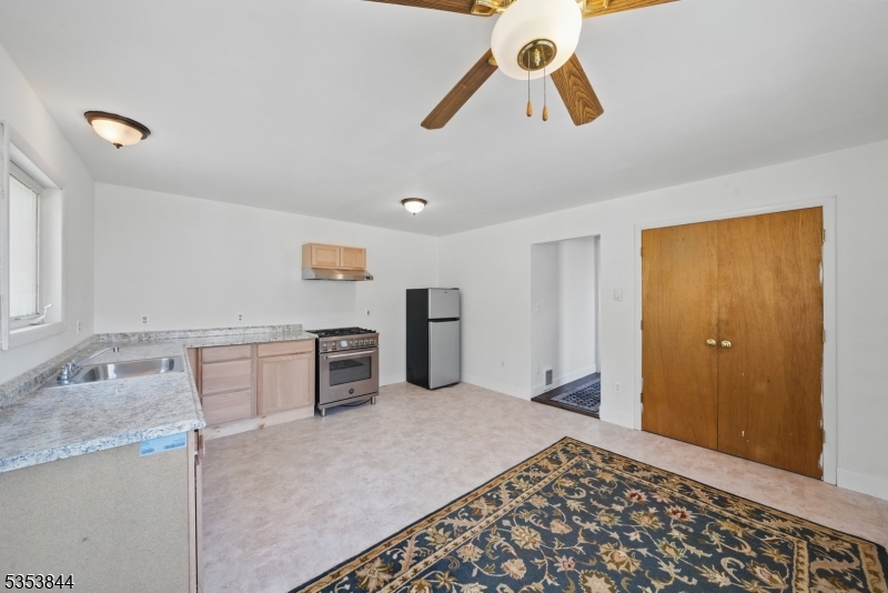 Estling Lake - Residential