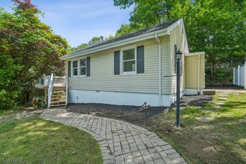 7 Comanche Ave, Rockaway Twp., NJ 07866 - #: 3905629