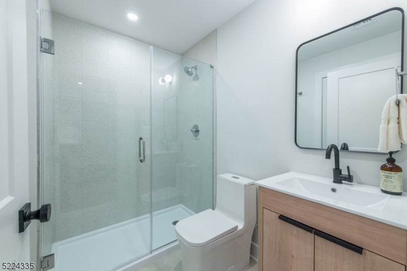 Washington School - Residential