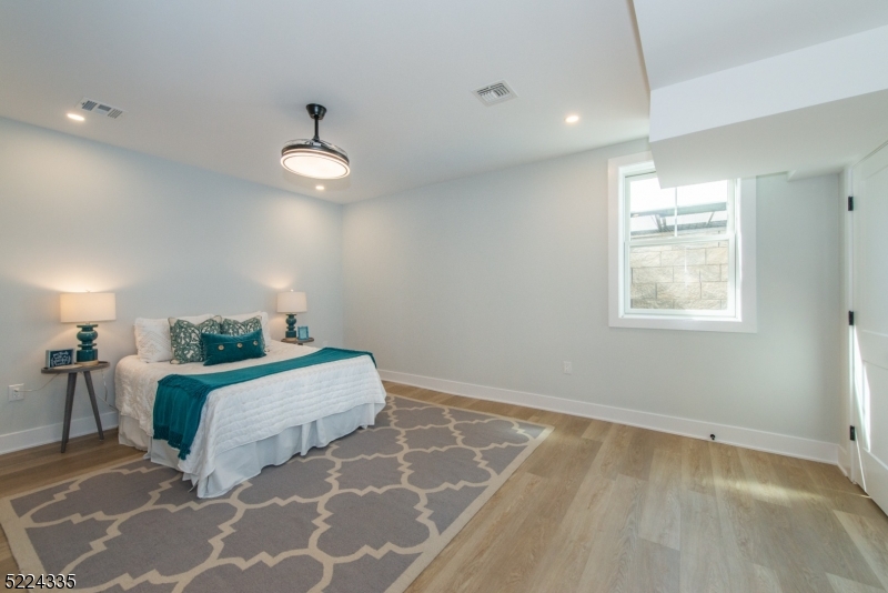 Washington School - Residential