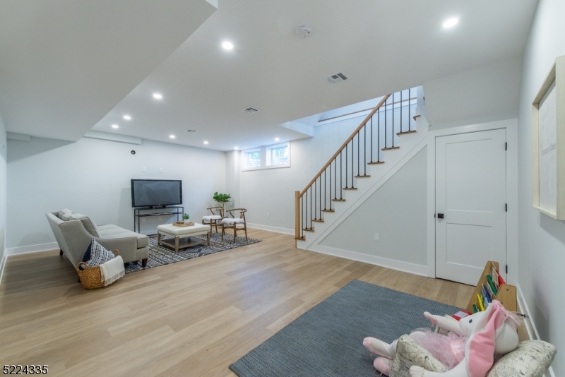 Washington School - Residential