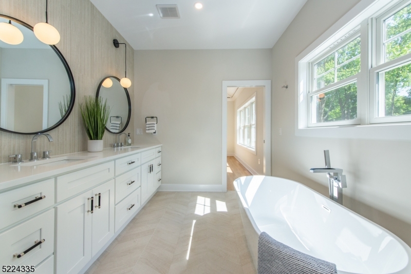 Washington School - Residential