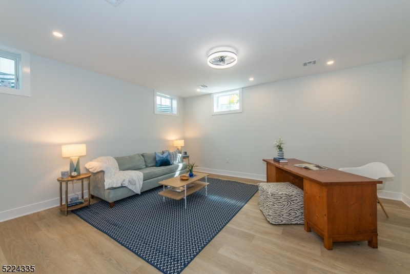 Washington School - Residential