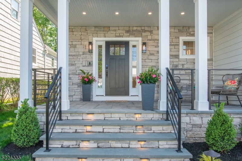 Washington School - Residential