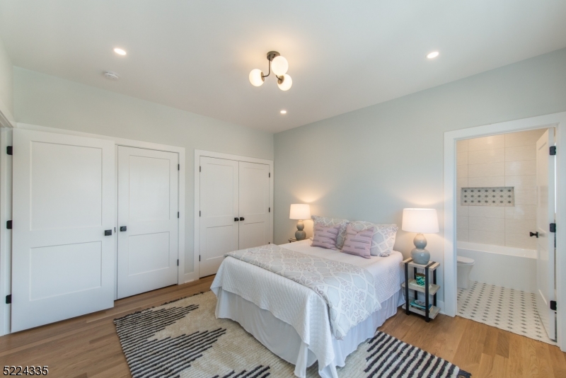 Washington School - Residential