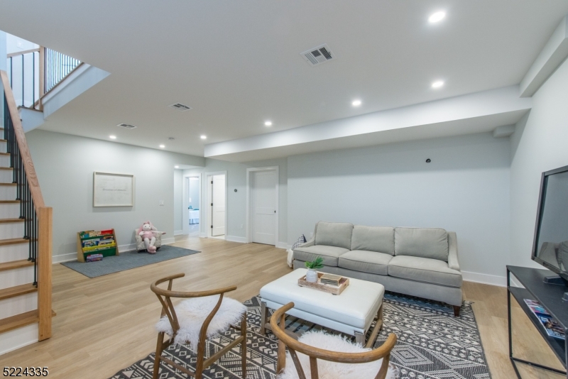 Washington School - Residential