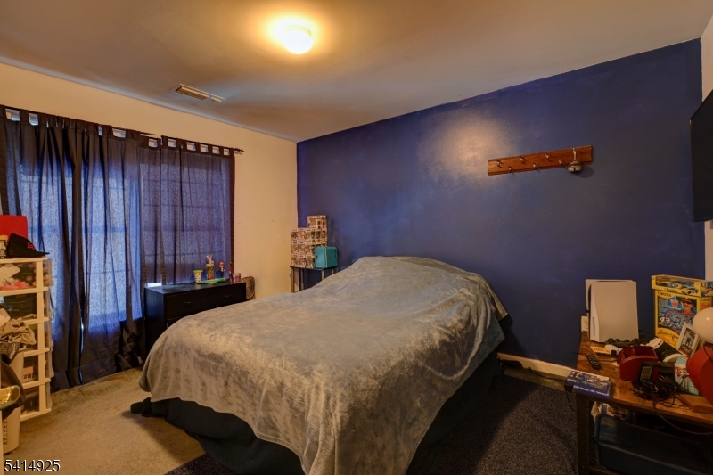 Cozy Lake - Residential