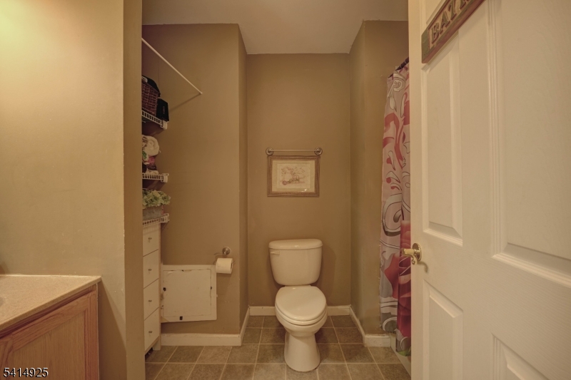 Cozy Lake - Residential