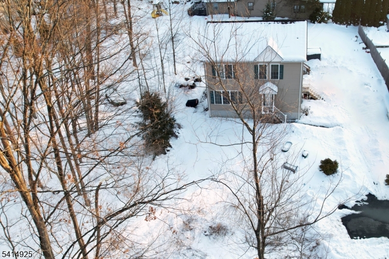 Cozy Lake - Residential