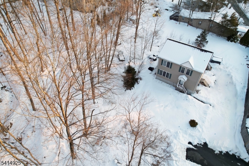 Cozy Lake - Residential