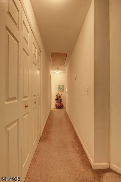 Cozy Lake - Residential