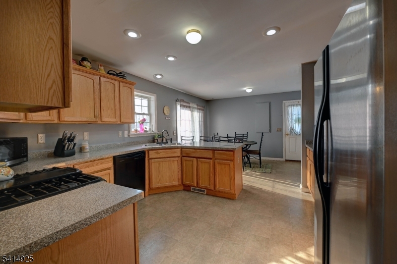 Cozy Lake - Residential