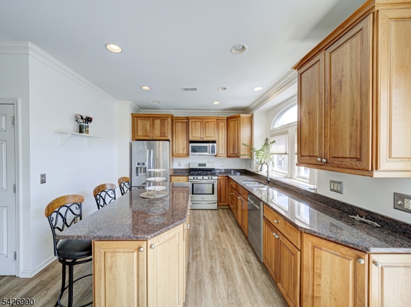 Lakeshore Village - Residential