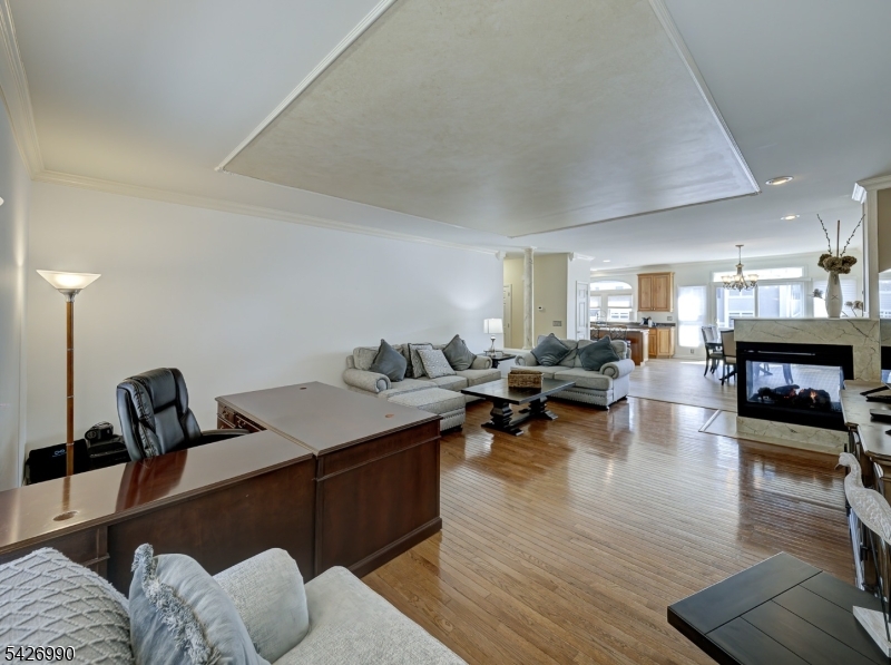 Lakeshore Village - Residential