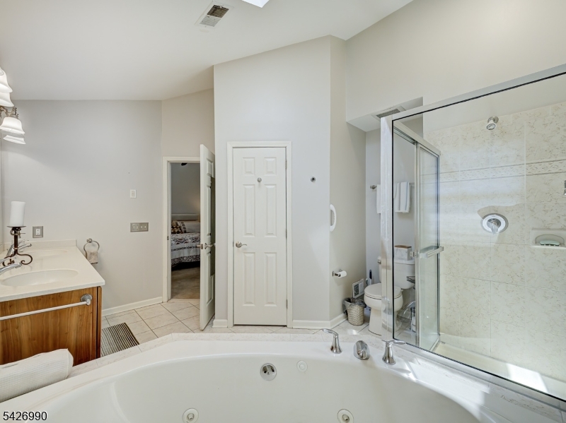 Lakeshore Village - Residential