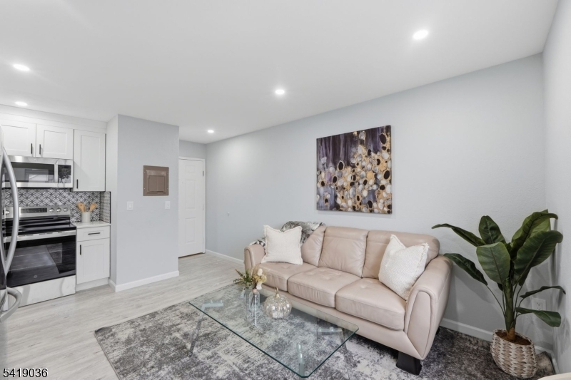 Hackensack - Residential