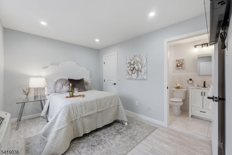 Hackensack - Residential