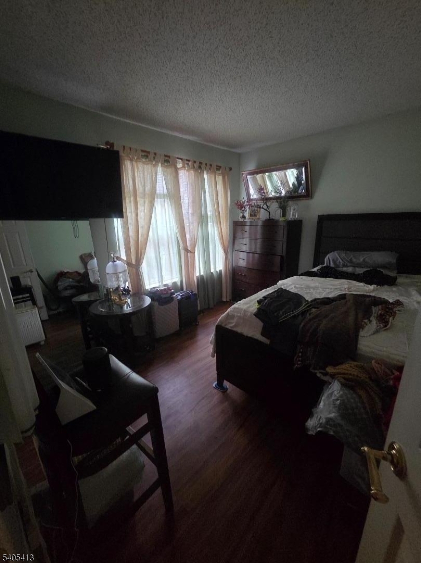 TIMBER SEC 10 - Residential Lease