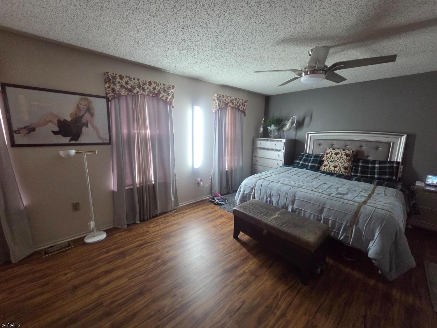 TIMBER SEC 10 - Residential Lease