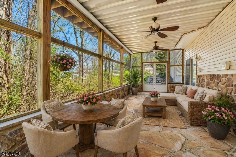Breezewood Estates - Residential