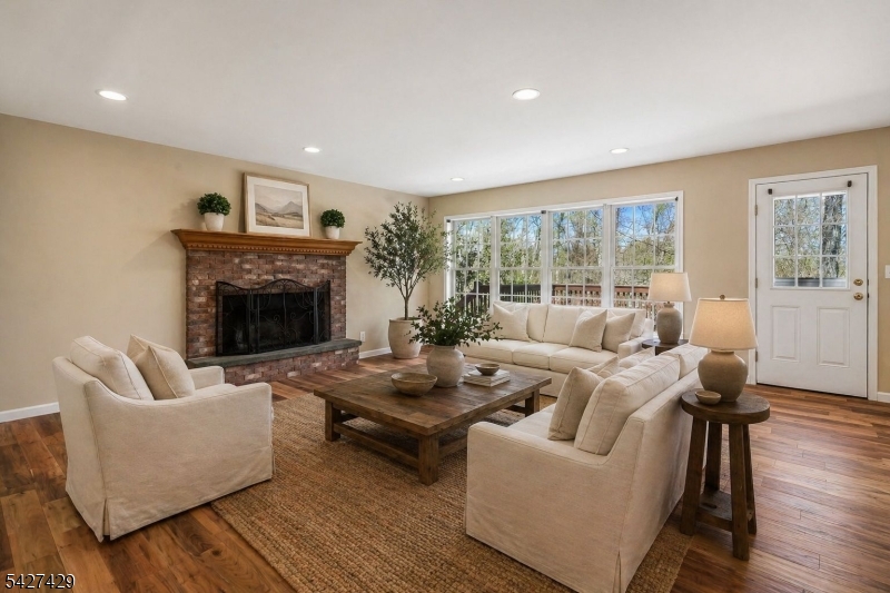 Breezewood Estates - Residential