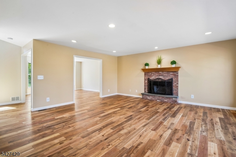 Breezewood Estates - Residential