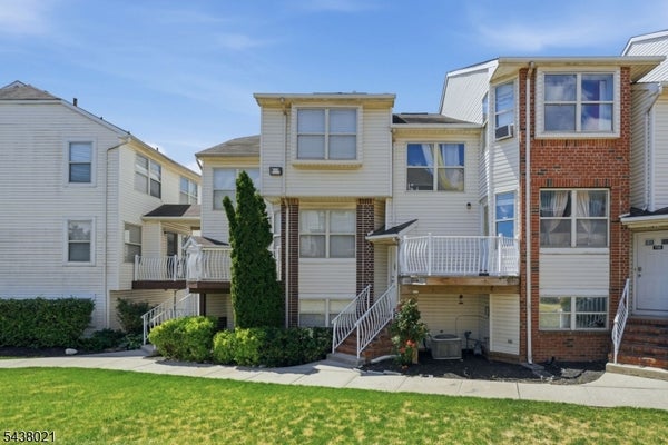 726 HARBORTOWN BLVD, PERTH AMBOY, NJ 08861 - Image 1b4841a9725cbaa448ed709fa554ff2e/431235356