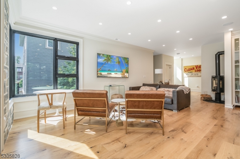 RIVER TOWNS - Residential