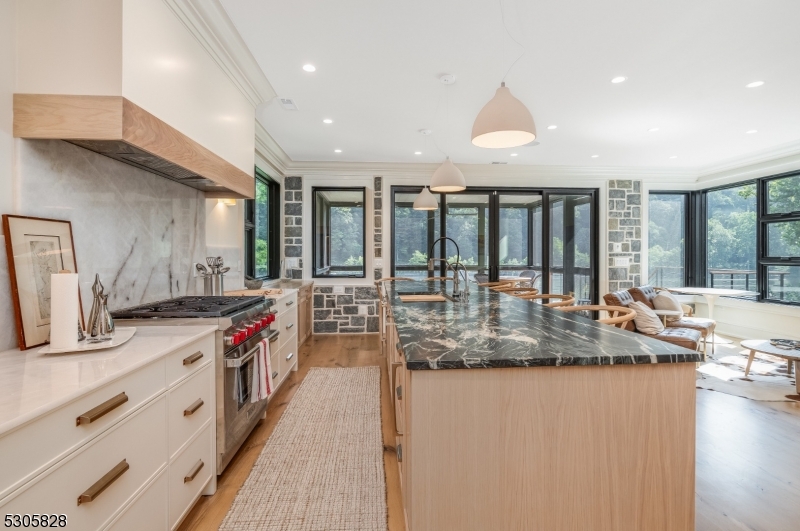 RIVER TOWNS - Residential