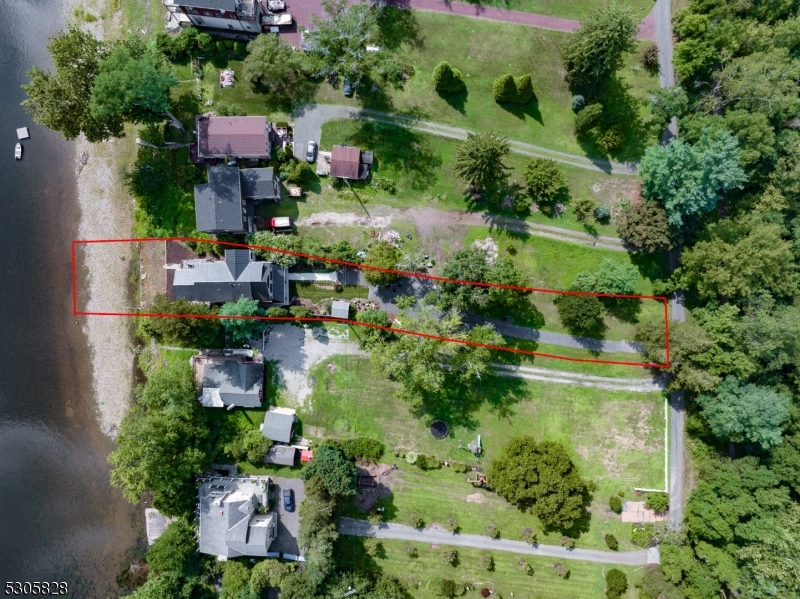 RIVER TOWNS - Residential