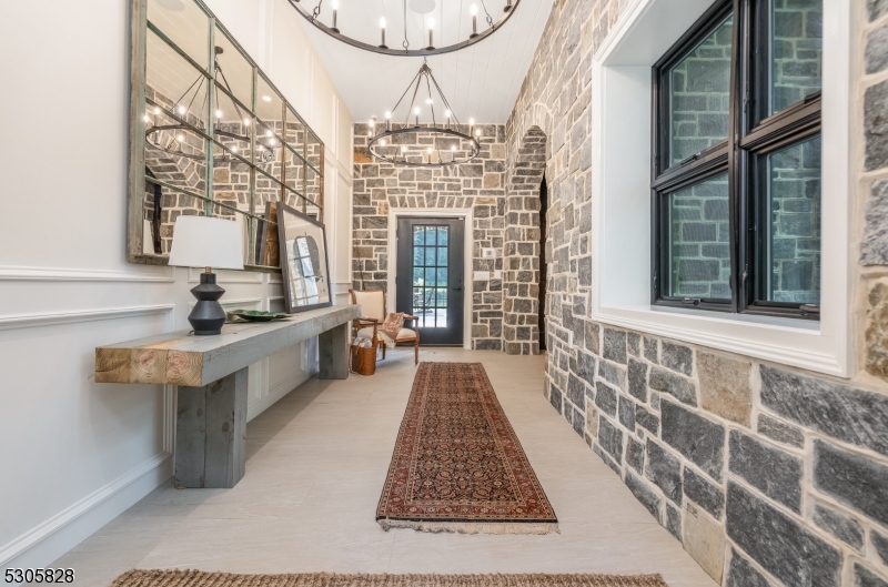 RIVER TOWNS - Residential