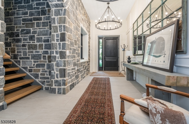 RIVER TOWNS - Residential