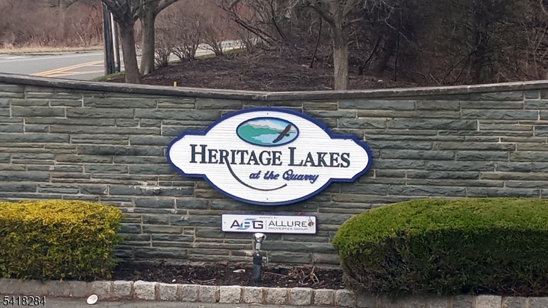 Heritage Lakes - Residential