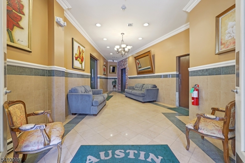 South Broad Street - Residential