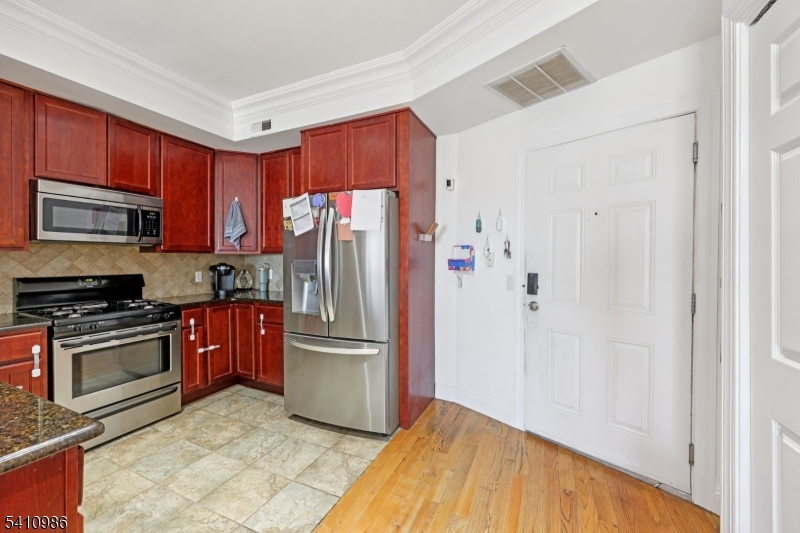 South Broad Street - Residential