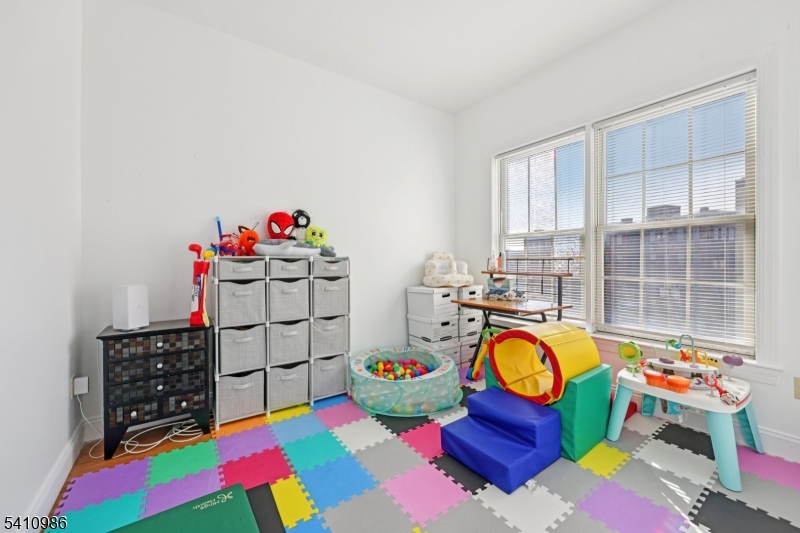 South Broad Street - Residential