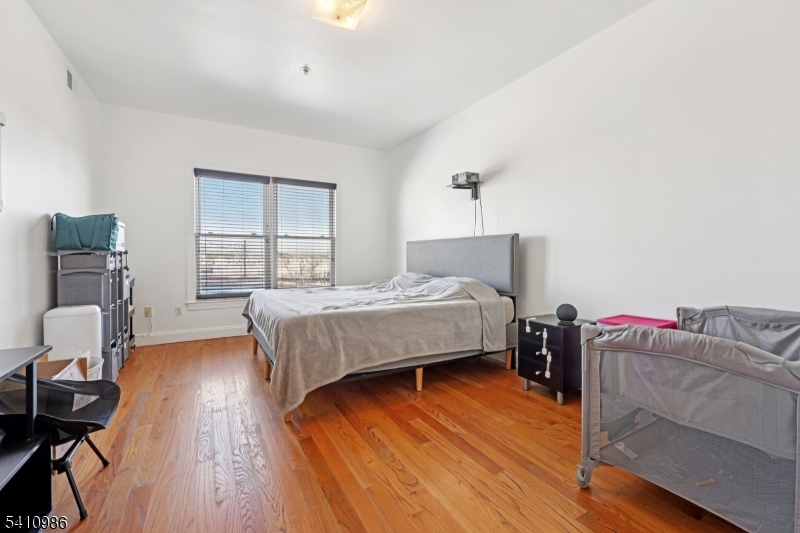 South Broad Street - Residential