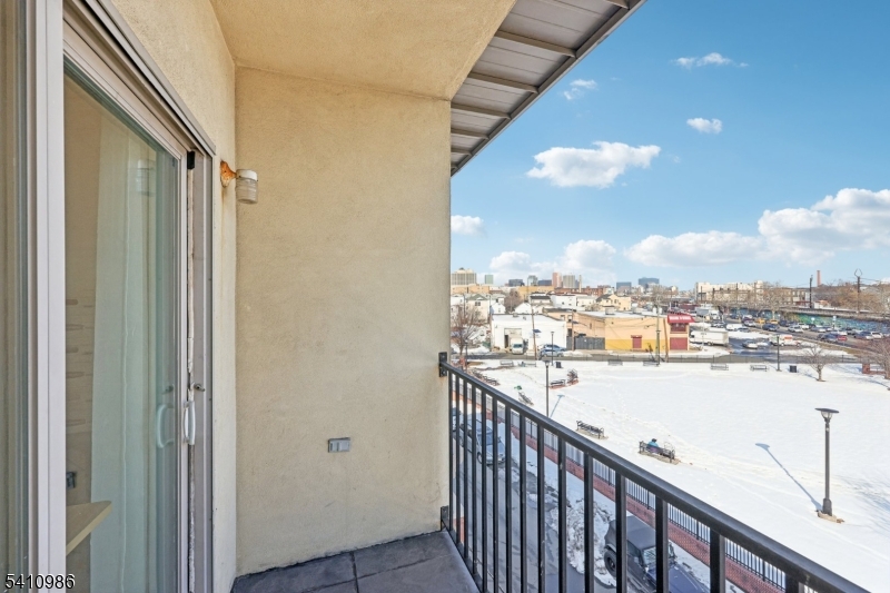 South Broad Street - Residential