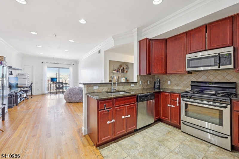 South Broad Street - Residential