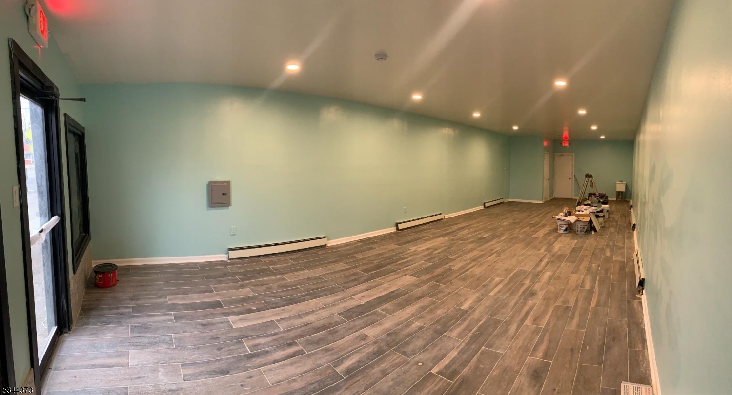 Weequahic - Commercial Lease